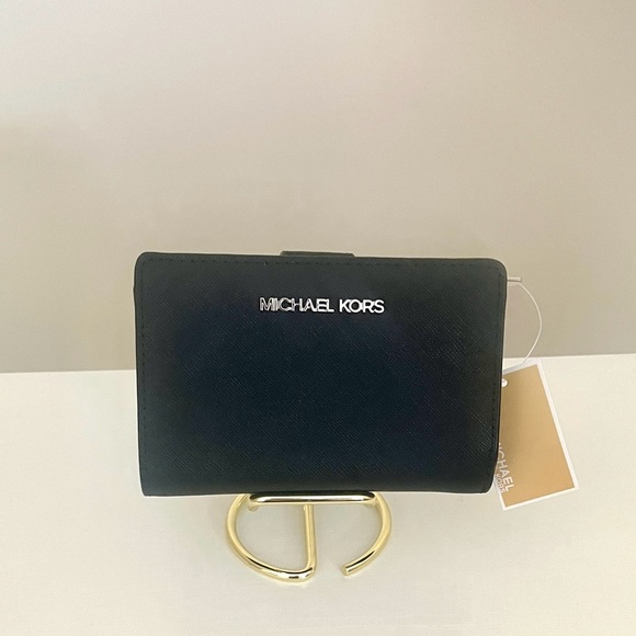 Michael Kors Black Leather Wallet - Picture 1 of 4
